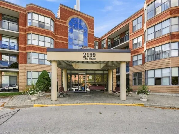 2199 6th Line #208, Oakville, ON L6H 5V3