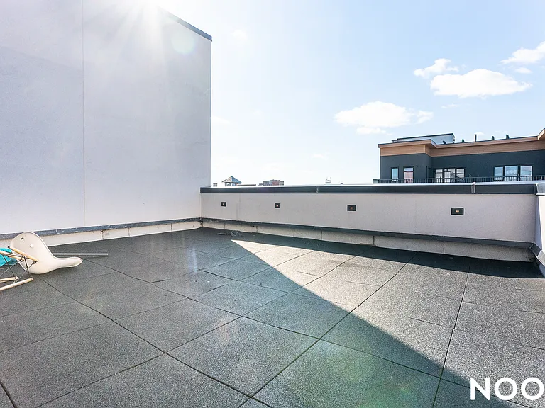 887 Lexington Ave #4F — Photo 16