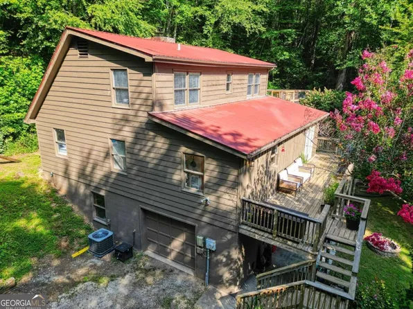 4053 Wildwood Ln, Young Harris, GA 30582