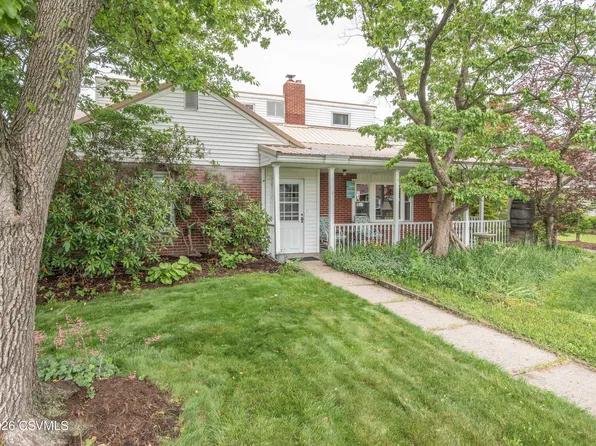 908 Saint Paul St, Lewisburg, PA 17837