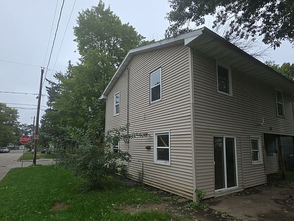 5th image of 2028 Lay St
