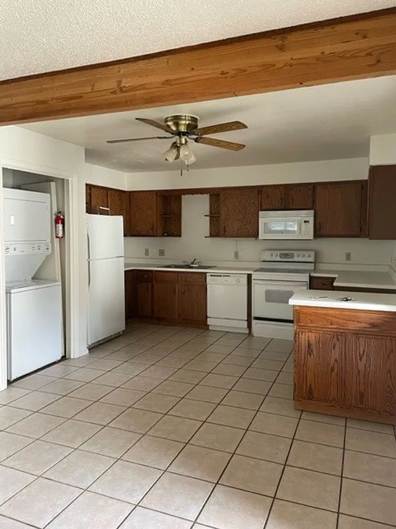 2-Bedroom, 2-Bath End-Unit Condo Near Downtown Durango — Photo 2