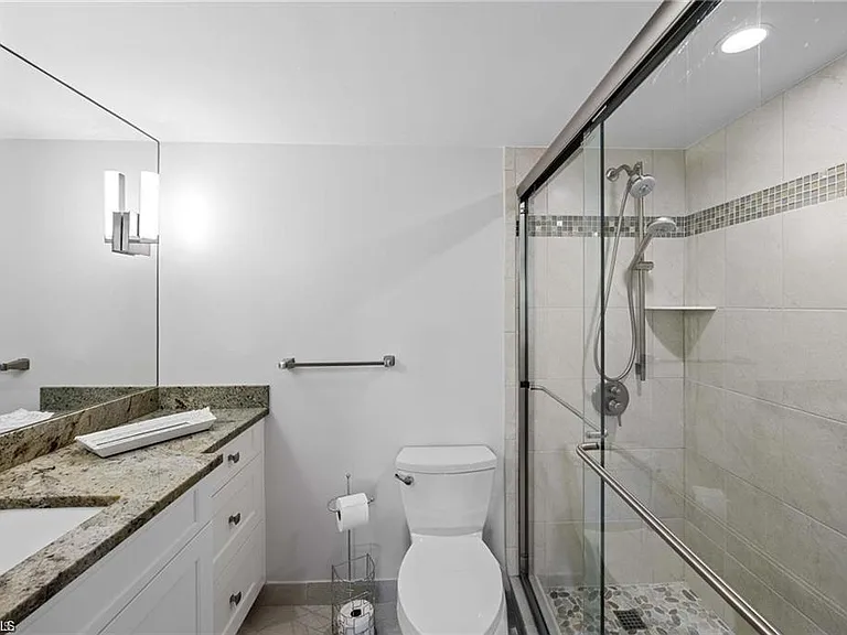 1222 Gordon Dr #O-15 — Photo 15