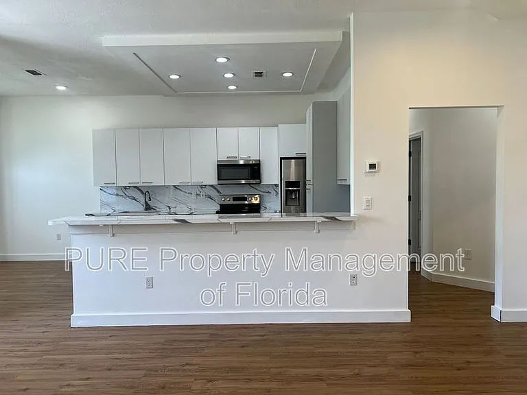 14232 SW 8th Ave — Photo 22