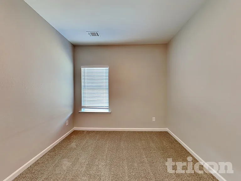 109 Innis Brook Cir — Photo 11