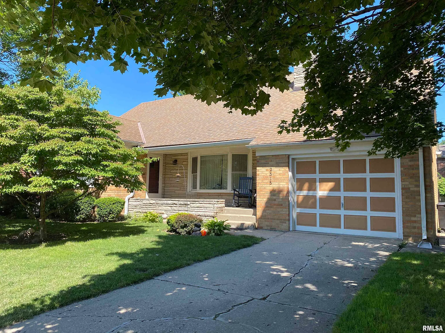2515 W Sherman Ave photo 1