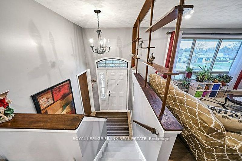 Peterborough House for rent - 3 Bedrooms — photo 3