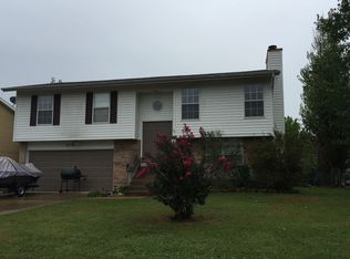 2436 Lombard Ln, Imperial, MO 63052