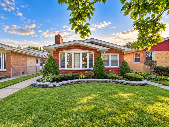 11704 S Campbell Ave, Chicago, IL 60655