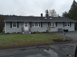 4 Carmen Park Dr, Middleboro, MA 02346