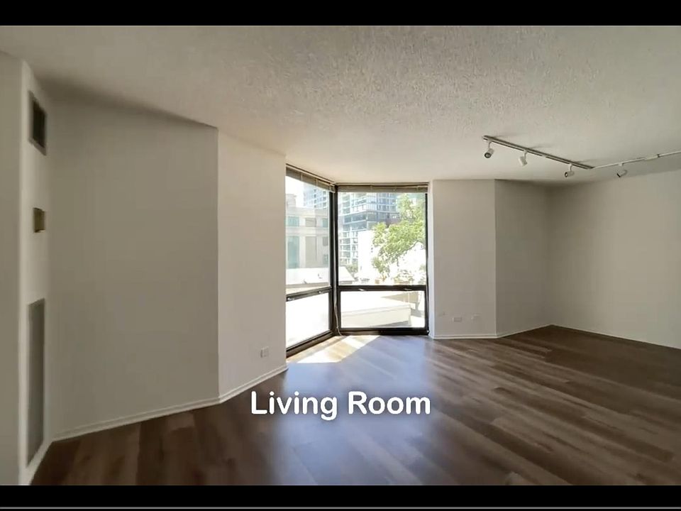 1st image of 1120 N Lasalle Dr #404