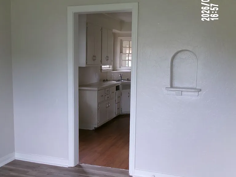 1804 NW Columbia Ave — Photo 14