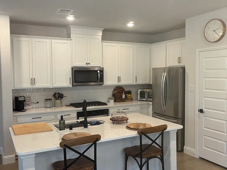 7863 Manilla Dr — Photo 6
