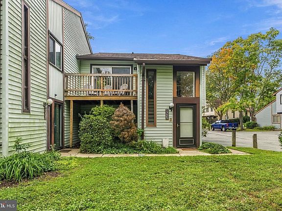 4th image of 1725 Leisure Way