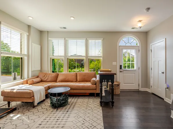 3738 Commodore Joshua Barney Dr NE, Washington, DC 20018