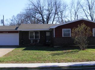 1058 E Edgewood St, Springfield, MO 65807