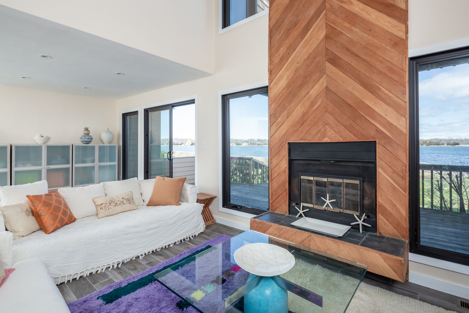  Direct Waterfront Views