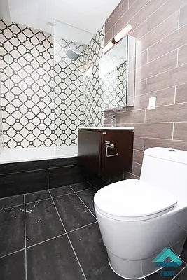 Rented by EXR | media 41