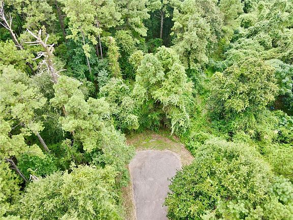 3rd image of Woodrow Rd