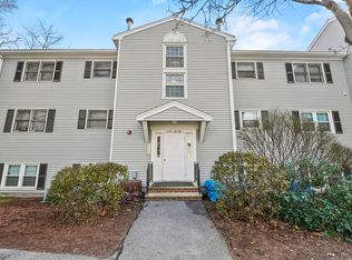 373 Aiken Ave APT 14, Lowell, MA 01850