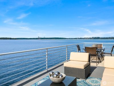 733 Lake Street S #111, Kirkland, WA, 98033