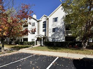 8820 Yardley Ct APT 310, Indianapolis, IN