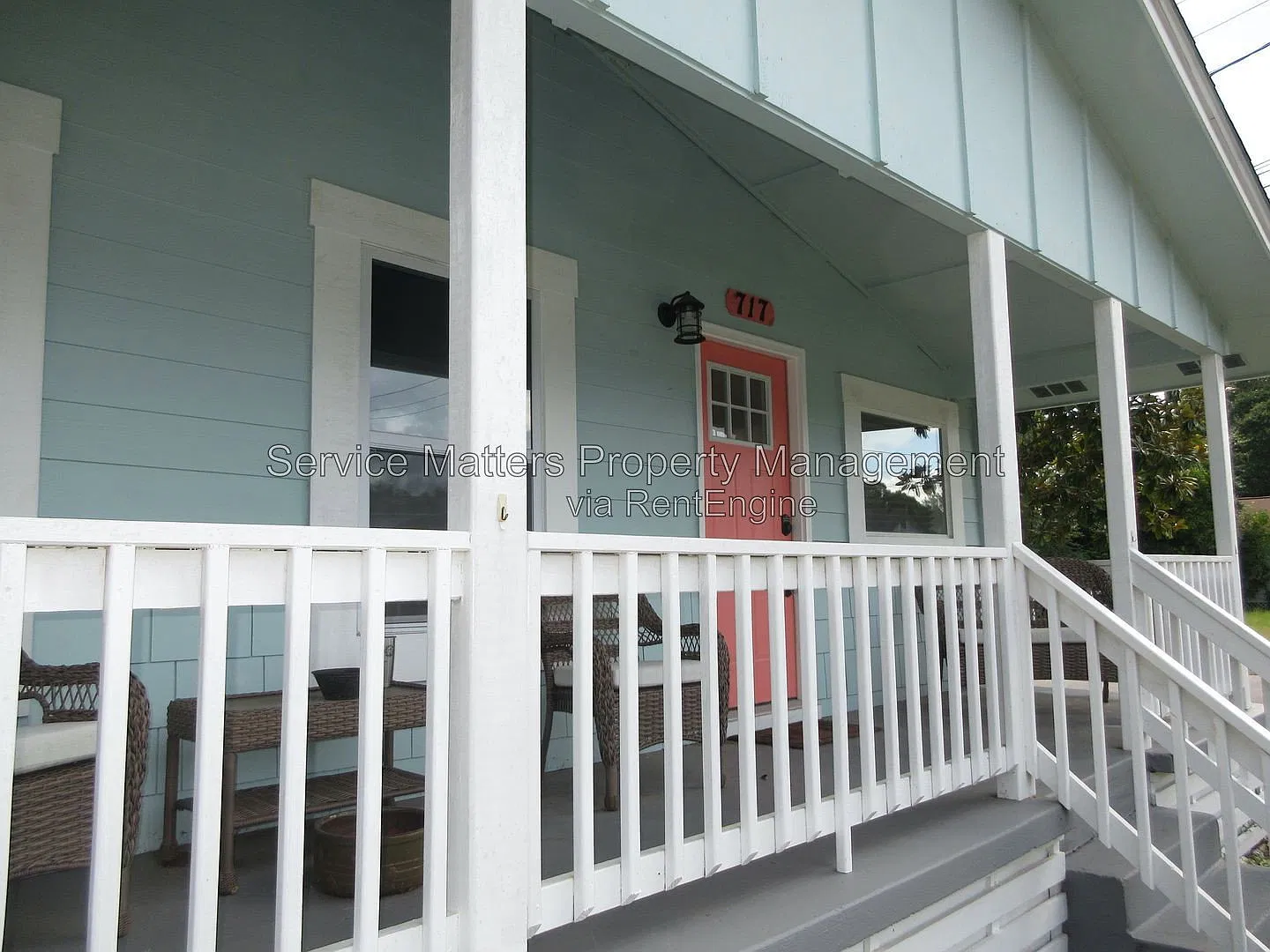 3 bed, 2.0 bath, 1846 sqft, $2,300 — Photo 2