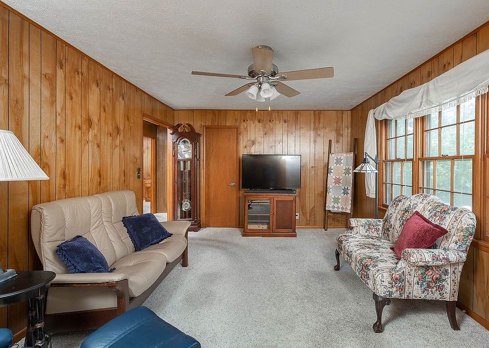 409 Valley Ave Berryville, AR, 72616 Apartments for Rent Zillow