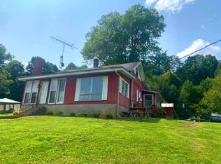 7794 Deer Creek Rd, Cannelton, IN 47520