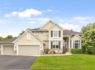 7656 Ridgeview Way, Chanhassen, MN 55317