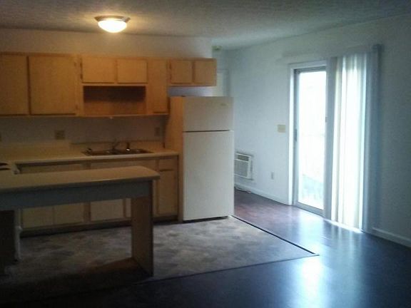 3rd image of 329 Boyd St APT 30