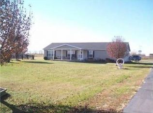 28505 Creighton Rd, Clarksburg, OH 43115