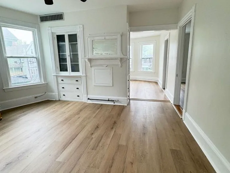 117 Winter St #117 — Photo 5