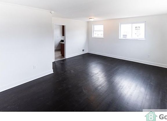 3rd image of 2508 Senator Ave