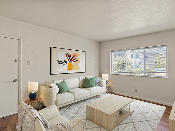 2nd image of 11302 Bonanza Dr APT 4