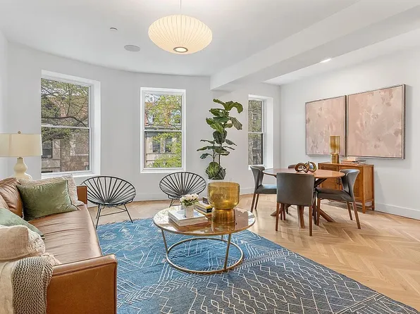 590 6th St APT 3L, Brooklyn, NY 11215
