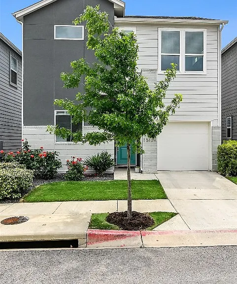 15109 Casbah Dr — Photo 1