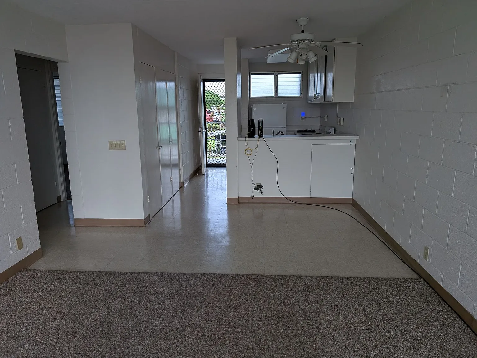Affordable 2BR/1BA Apartments with Lanai Near Civic Auditorium Income Limits Apply — Photo 1