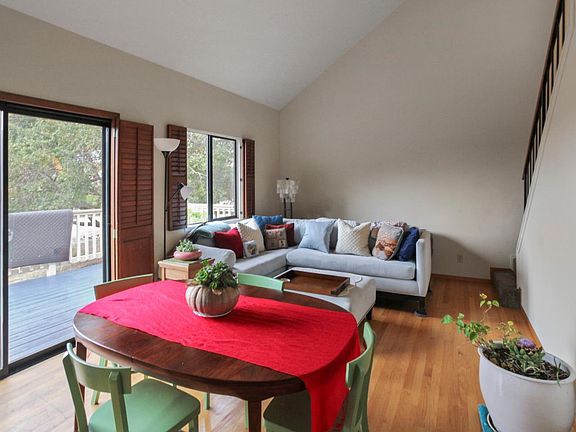 3rd image of 201 Roquena Dr