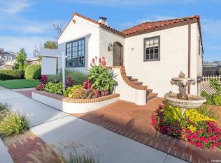 24 Curley St, Long Beach, NY