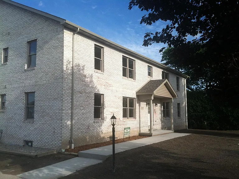3767 Two Mile Rd #D — Photo 12