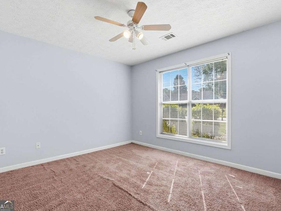 16th image of 540 Sterling Hill Dr