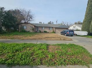 1073 Phillips Rd, Yuba City, CA 95991