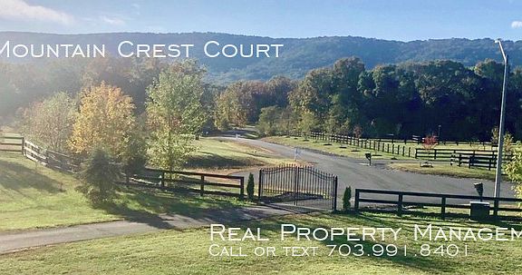 3rd image of 15301 Mountain Crest Ct