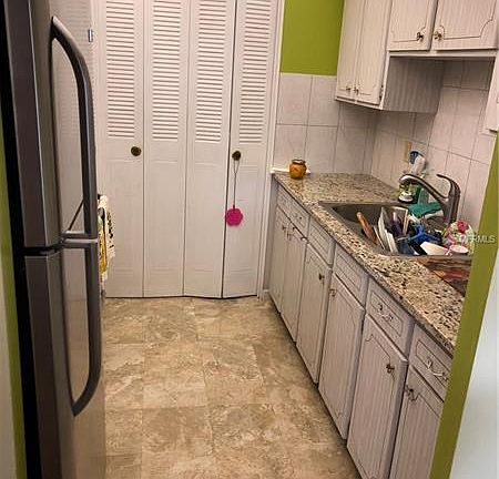5th image of 1235 S Highland Ave #3308