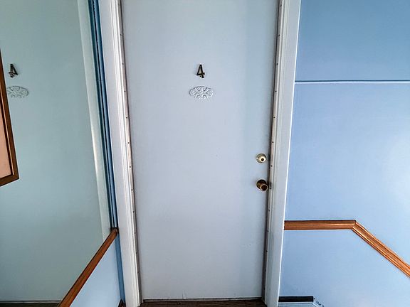 3rd image of 711 Purcell Ave APT 4