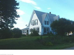 105 Main St, Mercer, ME 04957