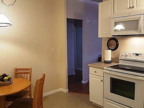 4th image of 1364 Calle Del Sol Cir