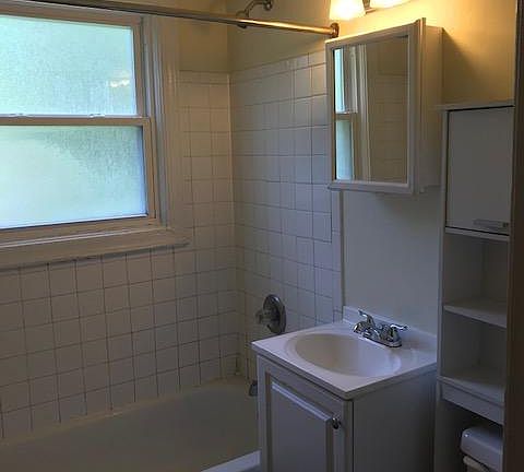 4th image of 6503 Patterson Ave