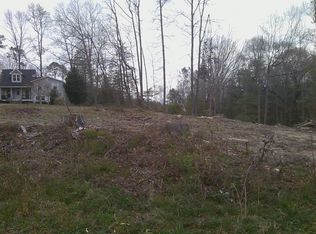 530 Barbecue Church Rd, Sanford, NC 27332